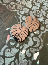 Load image into Gallery viewer, Hammered silver monstera leaf earrings
