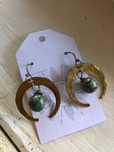 Load image into Gallery viewer, Brass hammered Jasper stone earrings
