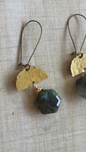 Load and play video in Gallery viewer, Flashy faceted labradorite hexagon stones
