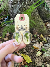 Load image into Gallery viewer, Resin earrings with dried ferns in gold oval frame
